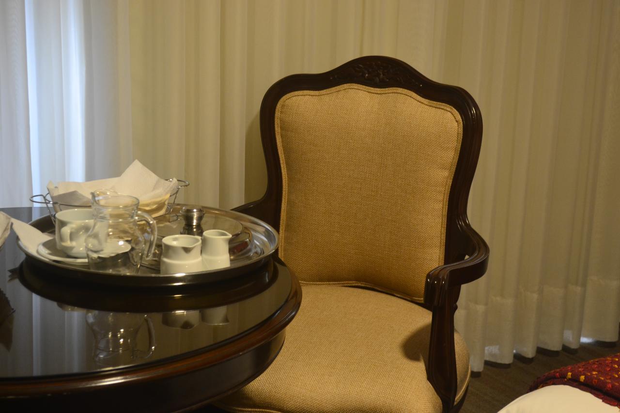 Suites Plaza Las Flores Lima Exterior photo